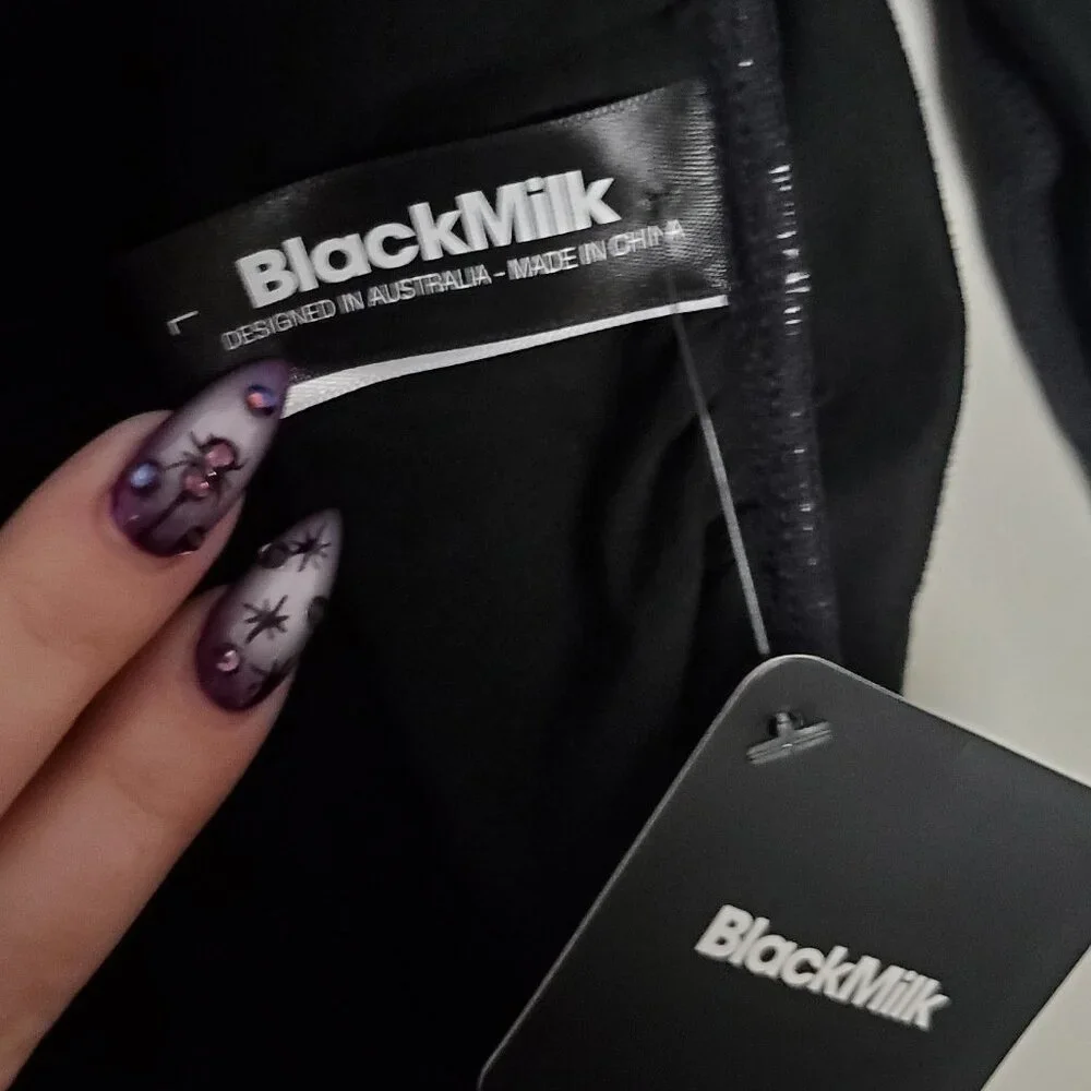 Blackmilk - Long Sleeve Tunic Top - Limited - Picture 4 of 8